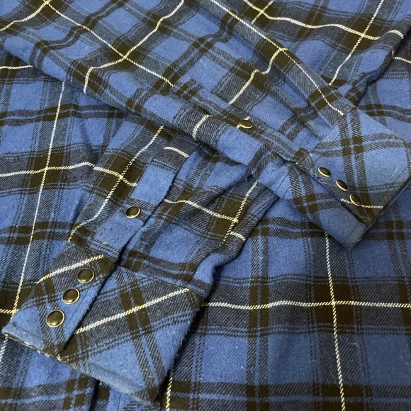 Pearl Snap Flannel Men’s Size Medium - Picture 3 of 5